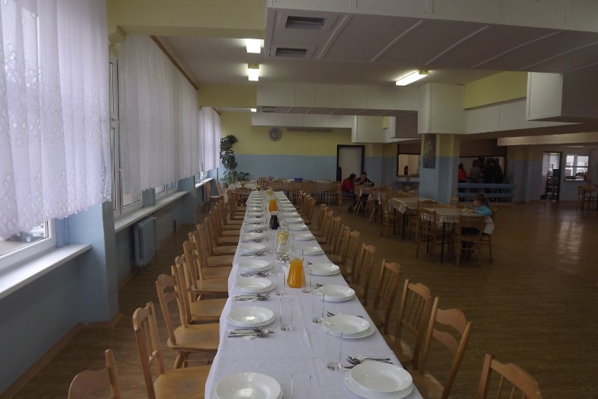 W tym roku szkolnym samorząd Golubia–Dobrzynia bezpośrednio utrzymuje stołówki w przedszkolu oraz dwóch szkołach