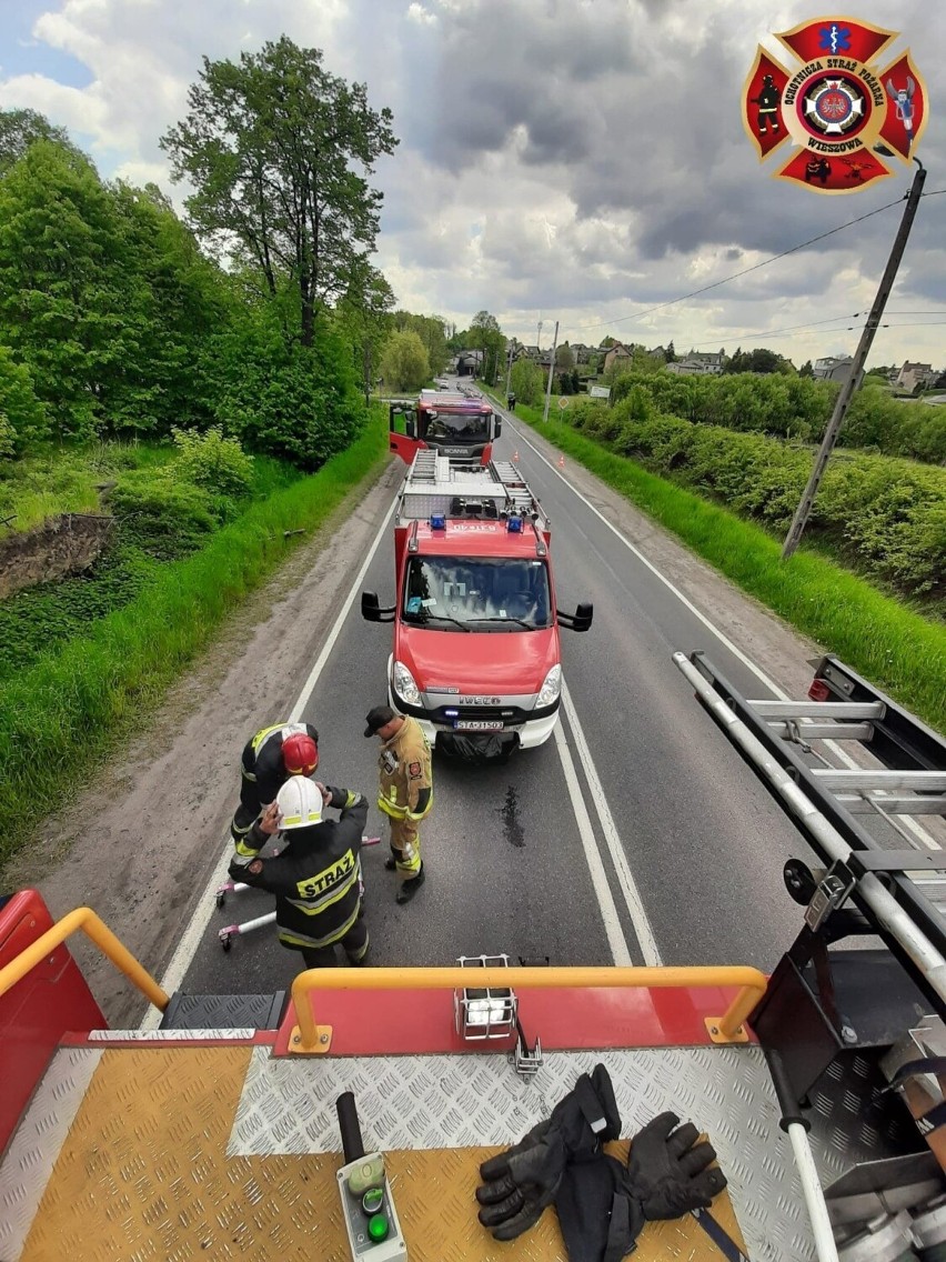 Na miejscu interweniowały wszystkie służby ratunkowe.