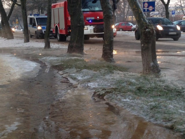 Awaria rurociągu w Koninie