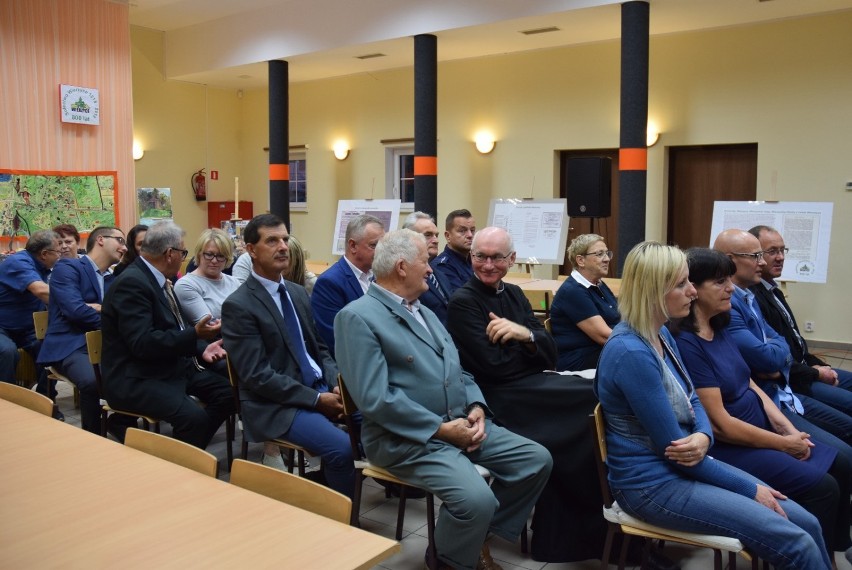 800-lecie sołectwa Wierzyce: oficjale rozpoczęcie jubileuszowych obchodów oraz koncert piosenek Anny German [FOTO, FILM]