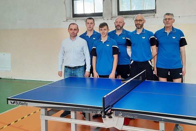 Trzecioligowy zespół tenisistów Głuszkiewicz Fotowoltaika MTS Kwidzyn rozpoczął rozgrywki od dwóch zwycięstw