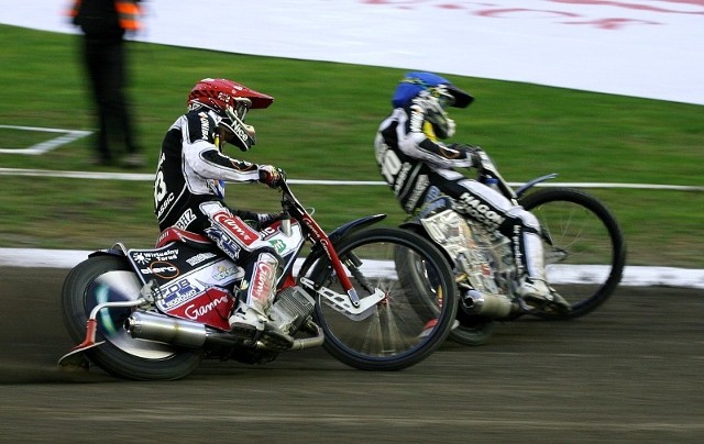 Koniec meczu: W Toruniu miejscowy Unibax wygrywa z gdańskim Wybrzeżem 63:27.

Enea Speedway Ekstraliga: Unibax Toruń - Lotos Wybrzeże Gdańsk 63:27 [ZDJĘCIA część I]


Zobacz koniecznie: Enea Speedway Ekstraliga: Unibax Toruń - Lotos Wybrzeże Gdańsk [ZAPOWIEDŹ]

Zobacz też: Speedway Ekstaliga. Unibax z Lotosem, a Polonia jedzie do Częstochowy 