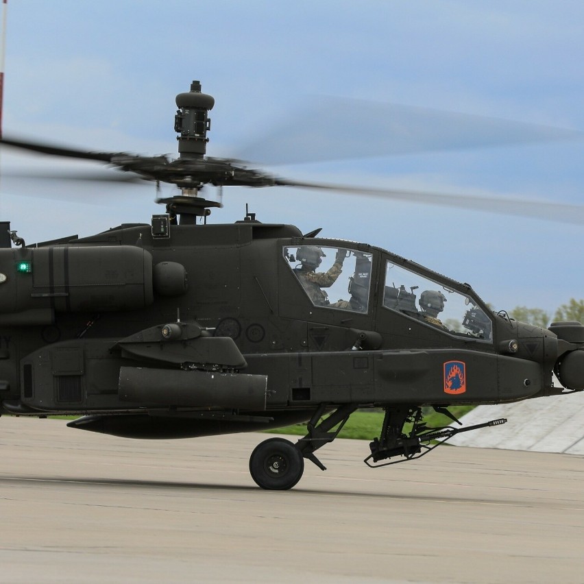 Apache w Malborku. Przyleciały na "Saber Strike-24"