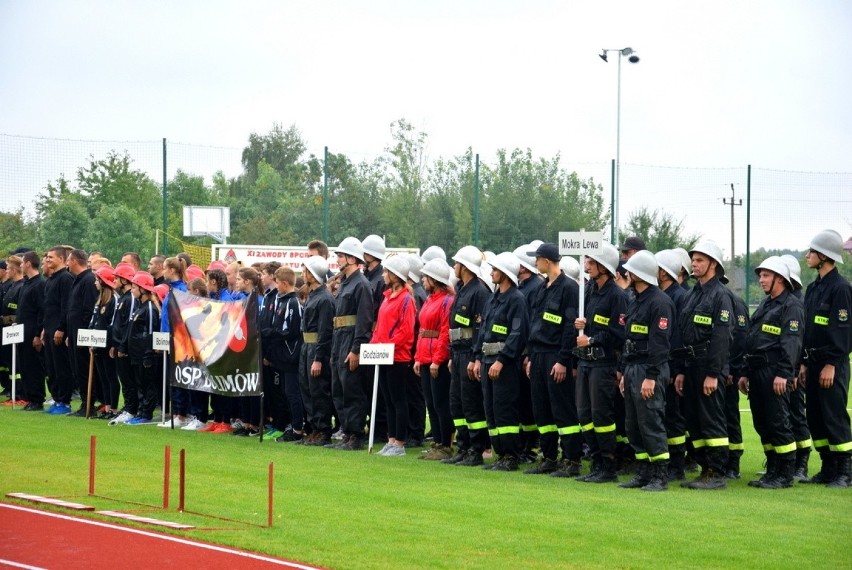 Zawody Sportowo-Pożarnicze na boisku w Makowie [ZDJĘCIA]