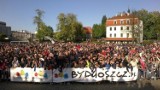 Zawisza Bydgoszcz przywiózł puchar! Tysiące osób na wyspie [wideo, zdjęcia]