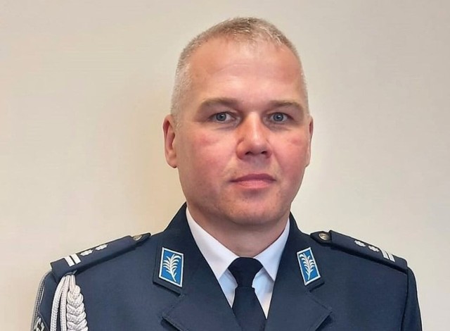 Dziś analiza oświadczenia komendanta powiatowego policji w Zduńskiej Woli, młodszego inspektora Roberta Krawczyka.

Zobaczcie na kolejnych slajdach, co znajduje się w jego oświadczeniu za 2022 >>>