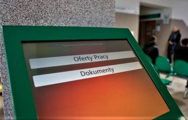 Niemal każdego dnia przybywa nowych ofert zatrudnienia w sądeckich urzędach pracy