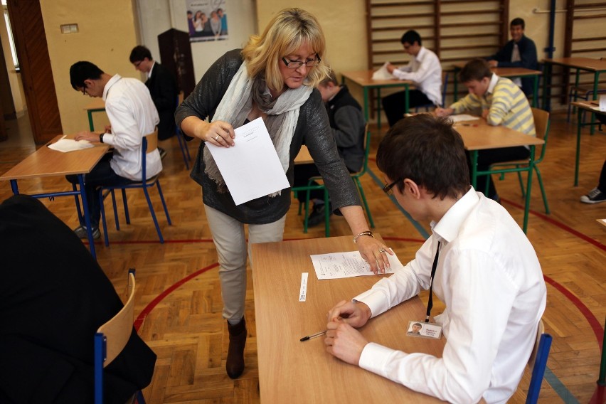 Próbny egzamin gimnazjalny 2013: część humanistyczna. Język Polski. Jak wam poszło [ZDJĘCIA]