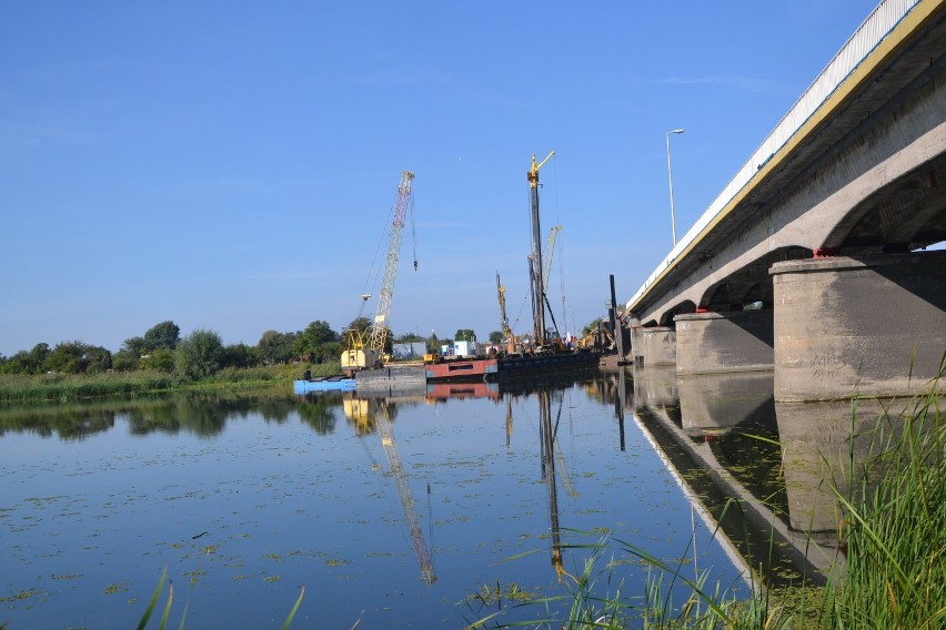 Druga nitka mostu w Malborku [ZDJĘCIA]. Obrazki z placu budowy 