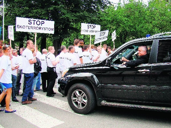 Zwolennicy Siedmiu Dolin podczas ostatniego Forum Ekonomicznego blokowali ulice w Krynicy