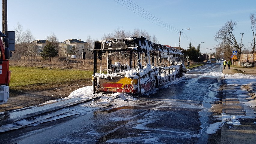 Pożar autobusu MPK Łódź na Pomorskiej
