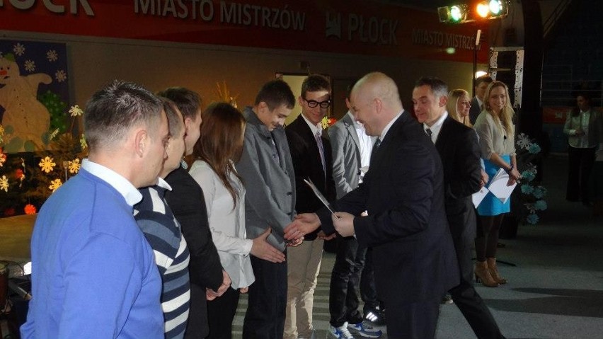 Prezydent podzielił się opłatkiem z płockimi sportowcami