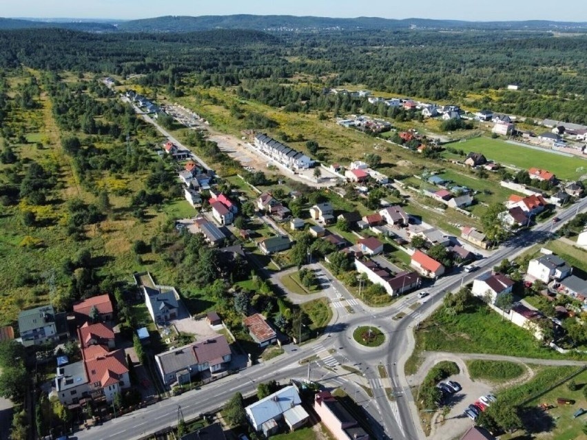 Nie ma zgody na bloki przy ulicy Piekoszowskiej w Kielcach. Radni odrzucili wniosek w ramach lex deweloper. Ostre słowa o... patodeweloperce