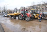 Awaria wodociągu na ulicy Podmiejskiej w Kaliszu [FOTO, WIDEO]