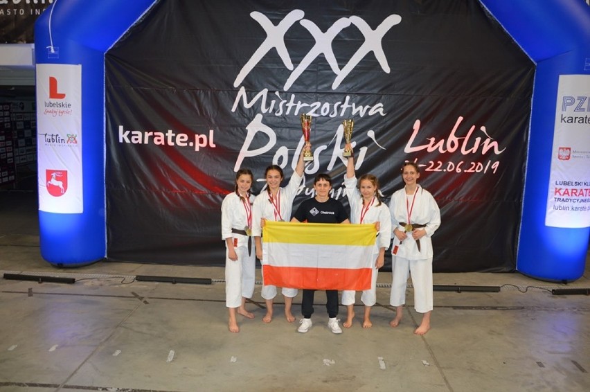 Karatecy Hikari Oleśnica z medalami Mistrzostw Polski [ZDJĘCIA]