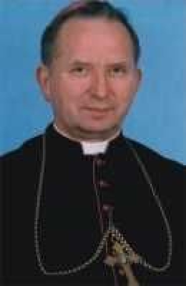 Biskup kielecki, Kazimierz Ryczan.