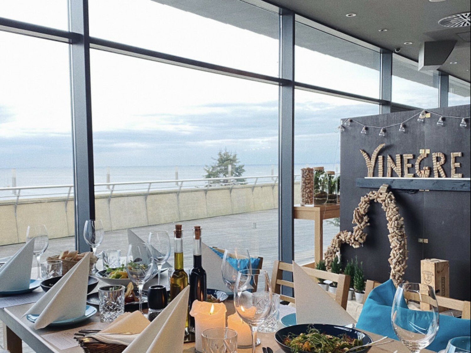restauracja-vinegre-z-widokiem-na-morze-w-gdyni-smak-pi-kno-spok-j