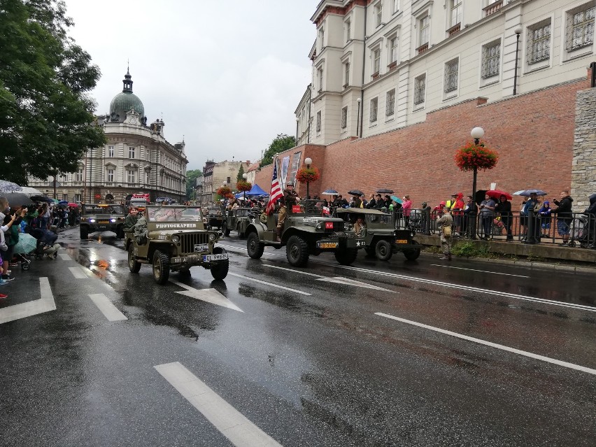 Powrót Operacji Południe: militarne samchody przejechały przez ulice Bielska-Białej (ZDJĘCIA)