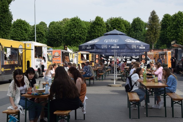 Food trucki wróciły do Zduńskiej Woli. Są na terenie Galerii E