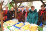 Tradycyjny Kiermasz Wielkanocny w Dworku Laszczyków w Kielcach. Mnóstwo wystawców, kraszenie jaj i bibułkarstwo. Zobacz zdjęcia