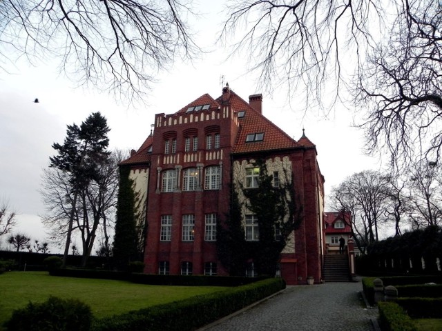 Neogotycką willę wzorowaną na architekturze Pałacu Wielkich Mistrz&oacute;w zaprojektował Wilhelm Lippke. 
Fot. Darek Szczecina