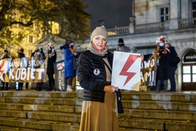 Ponownie na ulice wielkopolskich miast wyjdą protestujący w ramach Strajku Kobiet.