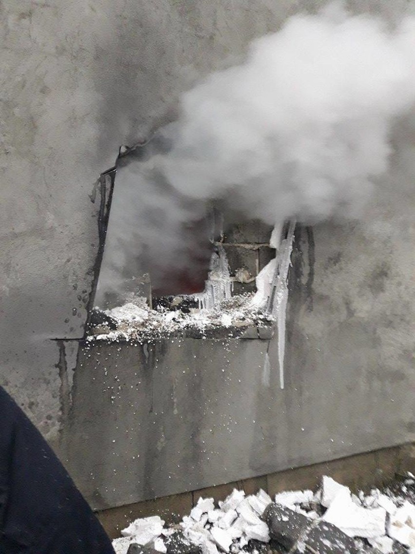 Pożar w Beznatce pod Kaliszem. Płonął magazyn wytłaczanek