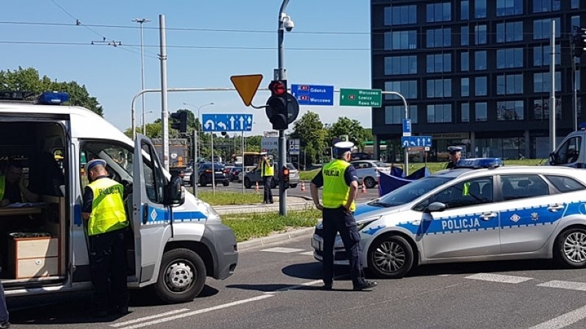 Śmiertelny wypadek na rondzie Solidarności w Łodzi