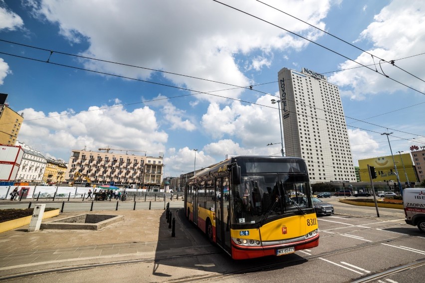 Kiedy za darmo możemy pojechać autobusem czy tramwajem?...