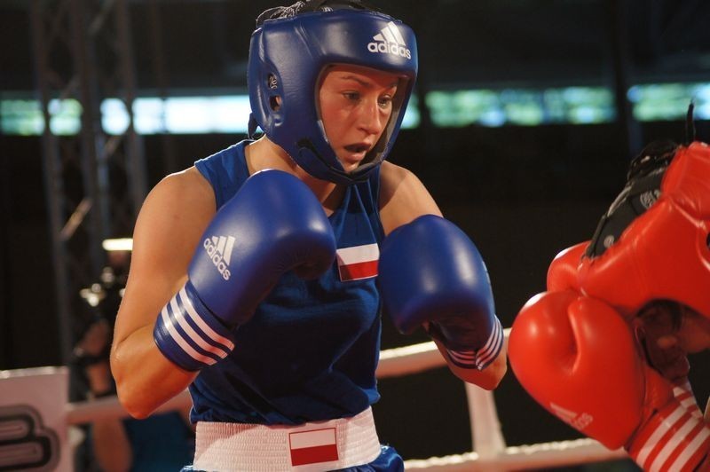 Mistrzostwa Unii Europejskiej w boksie [ZDJĘCIA]. Zobacz jak biją kobiety