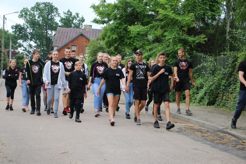 Wielka akcja w Dobrzyniu nad Wisłą. To oni sprzątali Skarpę Wiślaną i teren nad Wisłą! Zobaczcie zdjęcia