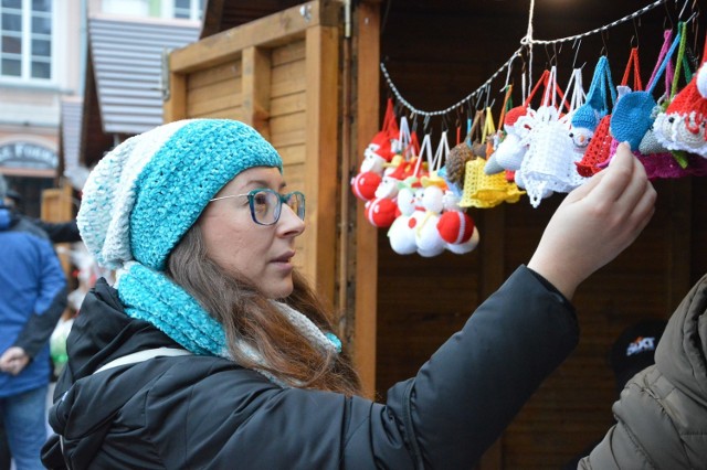 Jarmark bożonarodzeniowy i miejska wigilia 2019 w Rynku Trybunalskim w Piotrkowie