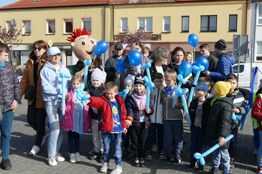 Ulicami Wielunia przeszedł Niebieski Marsz dla Autyzmu