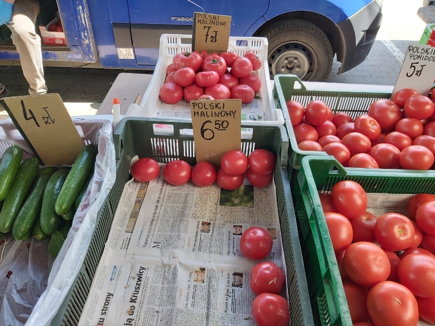 Polskie pomidory malinowe – 6,50,7 zł/kg
