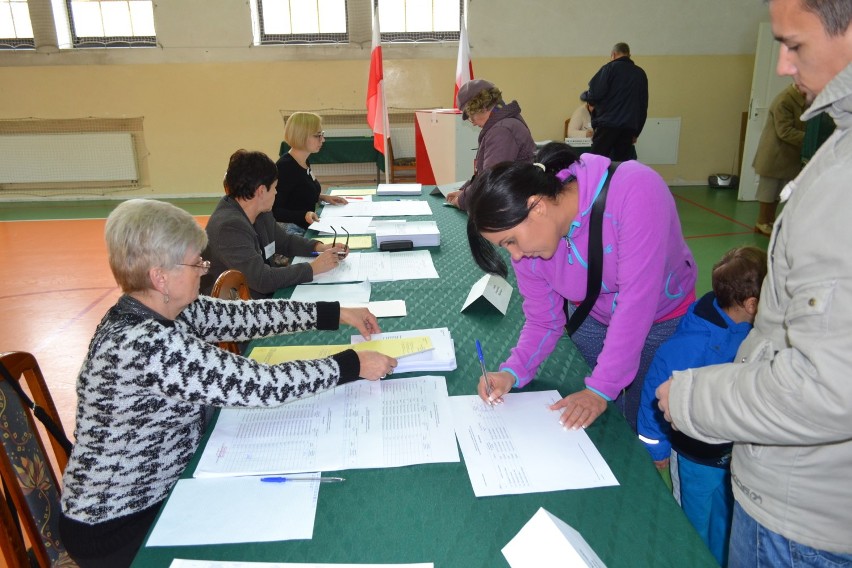 Wybory parlamentarne 2015. Mieszkańcy Kwidzyna poszli do urn [ZDJĘCIA/VIDEO]