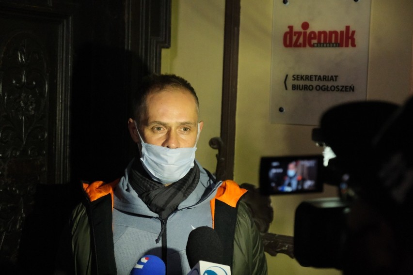 Likwidator z policją w Dzienniku Wschodnim. Dziennikarze wyrzuceni z redakcji. Zobacz wideo i zdjęcia