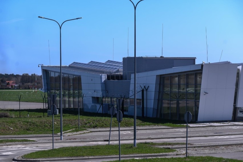 Lotnisko w Gdyni sprzedane! Kupiła je gmina Kosakowo, na co wydała 7 mln 150 tys. zł. Czy to koniec sagi sprzedażowej?