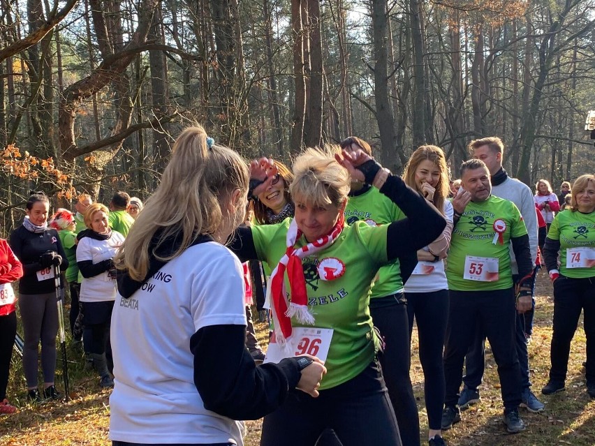 Niepodległościowy Marsz Nordic Walking w gminie Bełchatów