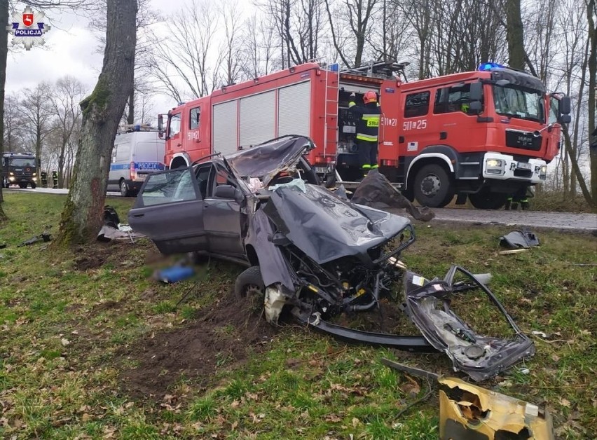 Tragiczny wypadek w Bojanówce. Kierowca zmarł w szpitalu