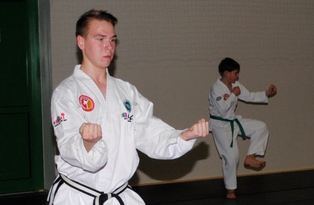 Przemysław Czerwiński z Klubu Sportowego Taekwondo AN-DO znakomicie spisał się w mistrzostwach Europy w Bułgarii