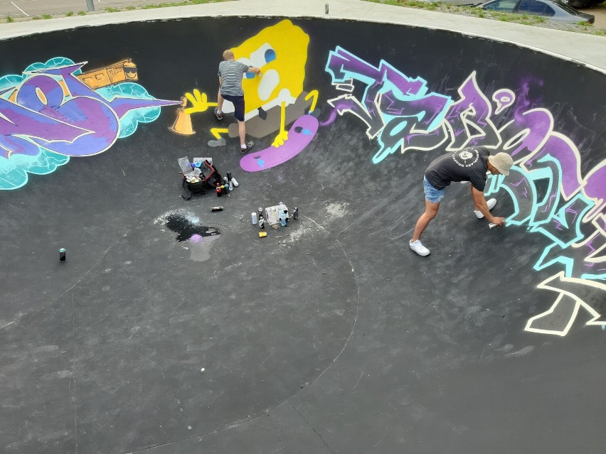 Park dla skaterów w Szczecinku z nowymi graffiti [zdjęcia]