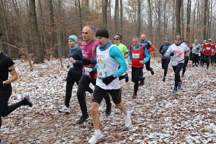 20.11.2022. City Trail w Katowicach-Giszowcu....