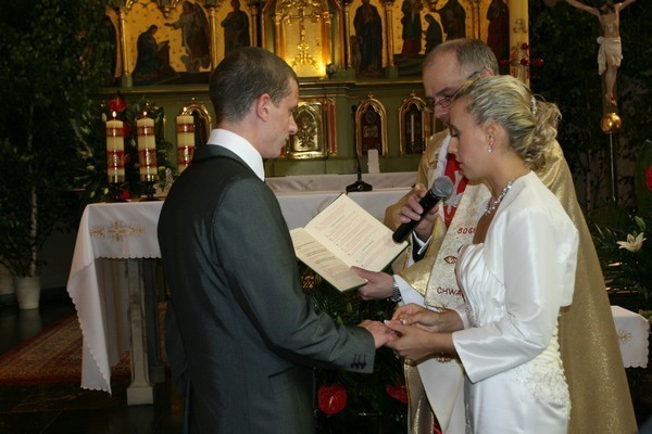 Niezwykłe zaślubiny w kościele Matki Bożej Pocieszenia w Nowym Sączu [ZDJĘCIA]