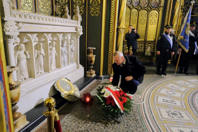 W poznańskiej katedrze znajduje się Kaplica Królów Polskich