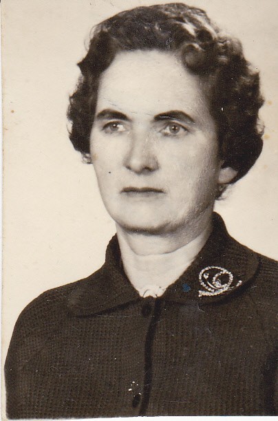 Barbara Woźniak na zdjęciu legitymacyjnym