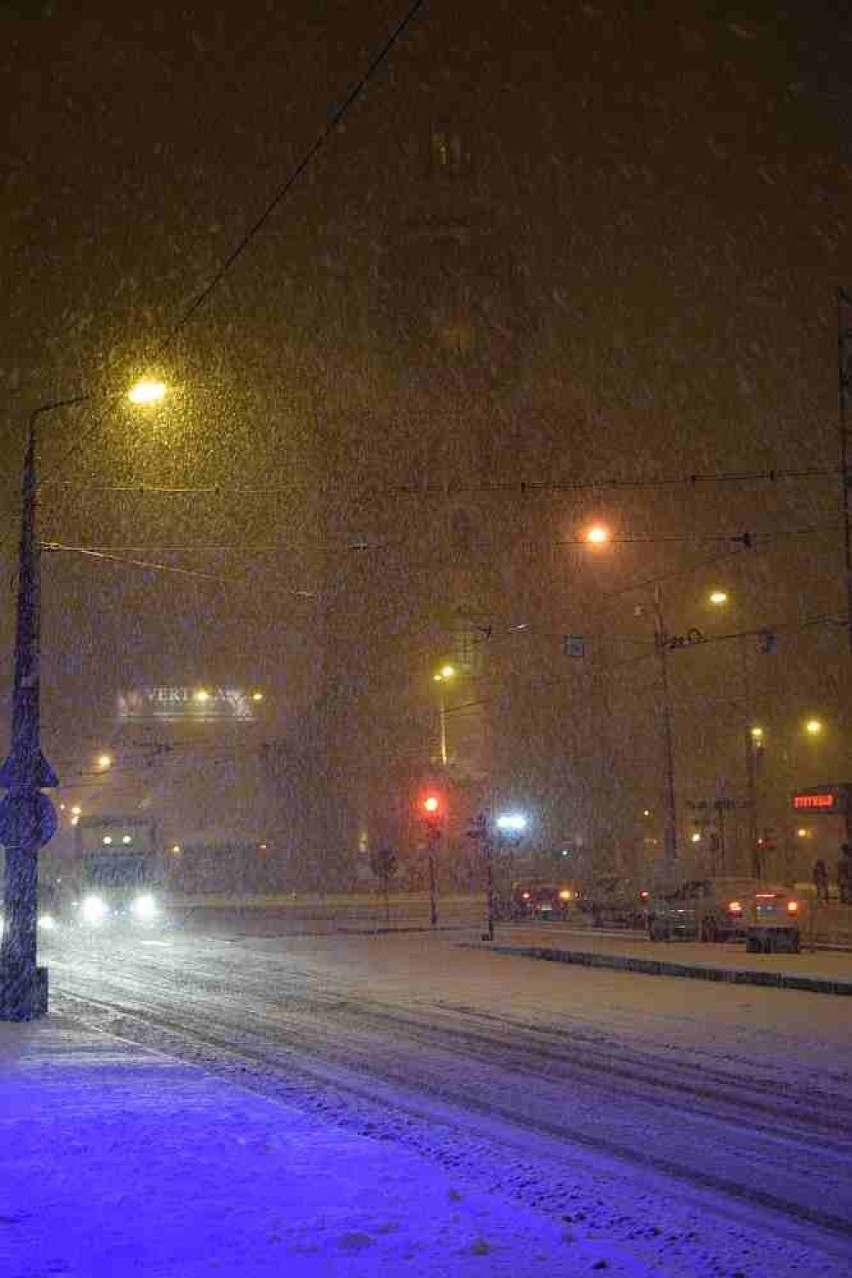 W środowe popołudnie, 17 lutego zima znów dała się we znaki...