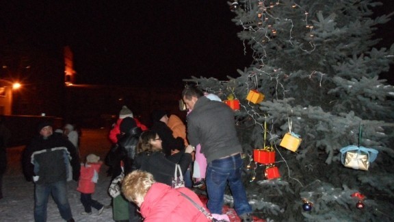 Dzieci najbardziej czekały na strojenie świątecznego drzewka