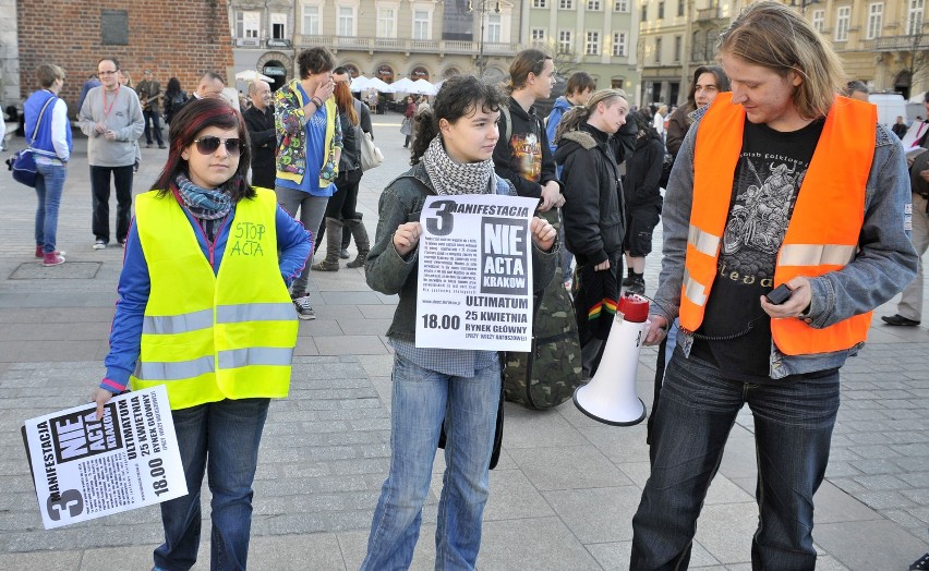 Kraków: protest przeciwko ACTA [ZDJĘCIA]