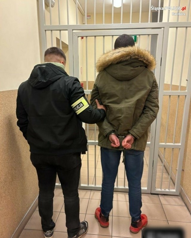 19 i 20 latkowie są podejrzani o rozbój na 23-latku w Raciborzu, trafili do aresztu śledczego