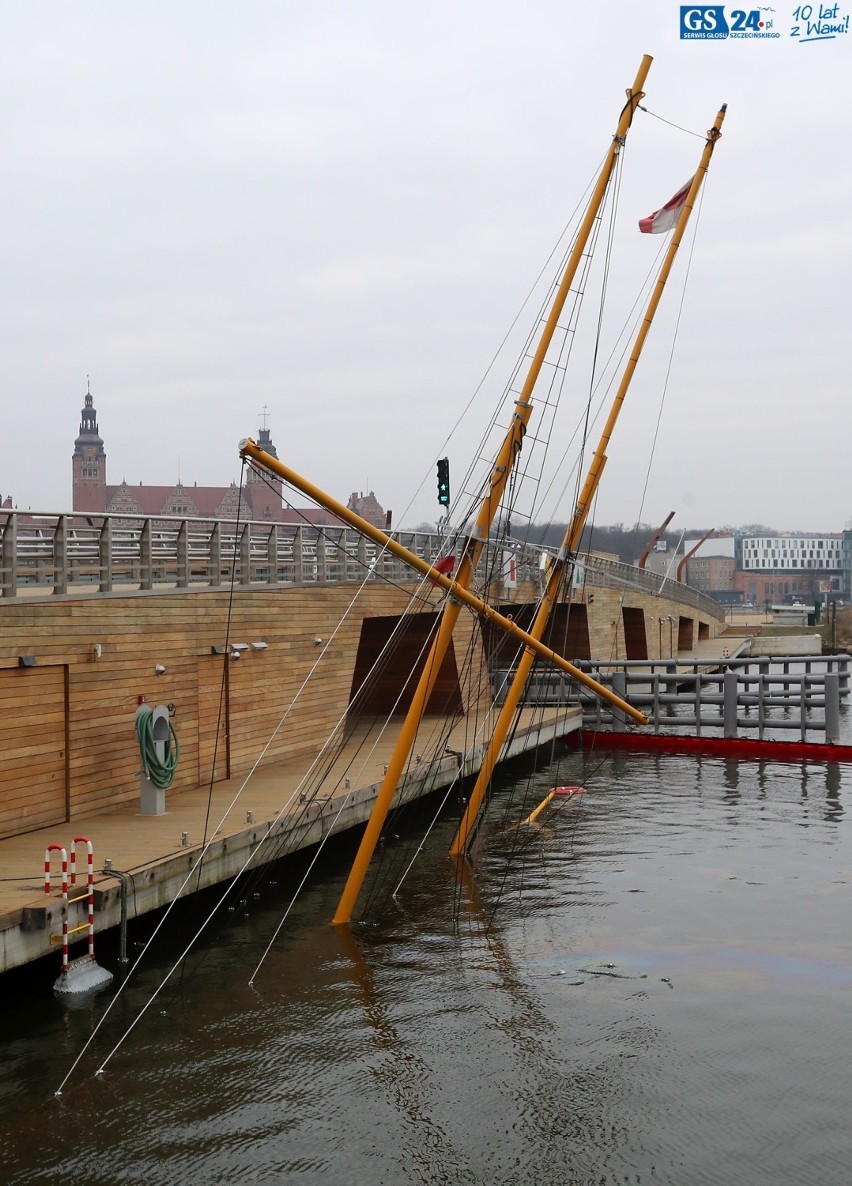 Szczecin: Jacht Down North zatonął w marinie przy wyspie Grodzkiej